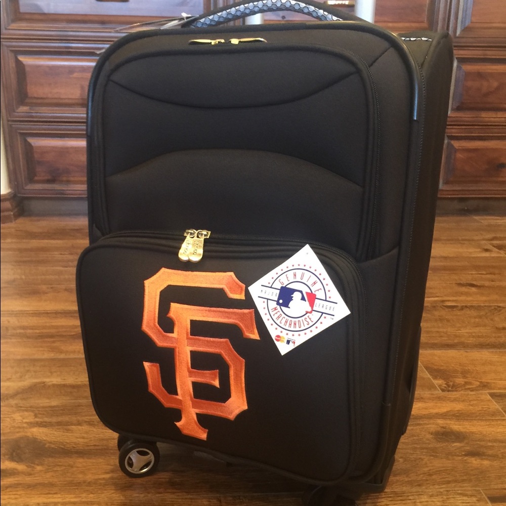 San Francisco 20 in Carry On Suitcase